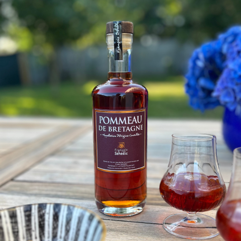 Pommeau de Bretagne AOC Bio et Mistelle de pommes