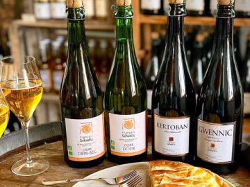 🎉 Nous y voilà presque…
L’Épiphanie a lieu ce dimanche 4 janvier, et si les fêtes viennent à peine de s’achever, on sait que tout s’enchaîne très vite en ce...